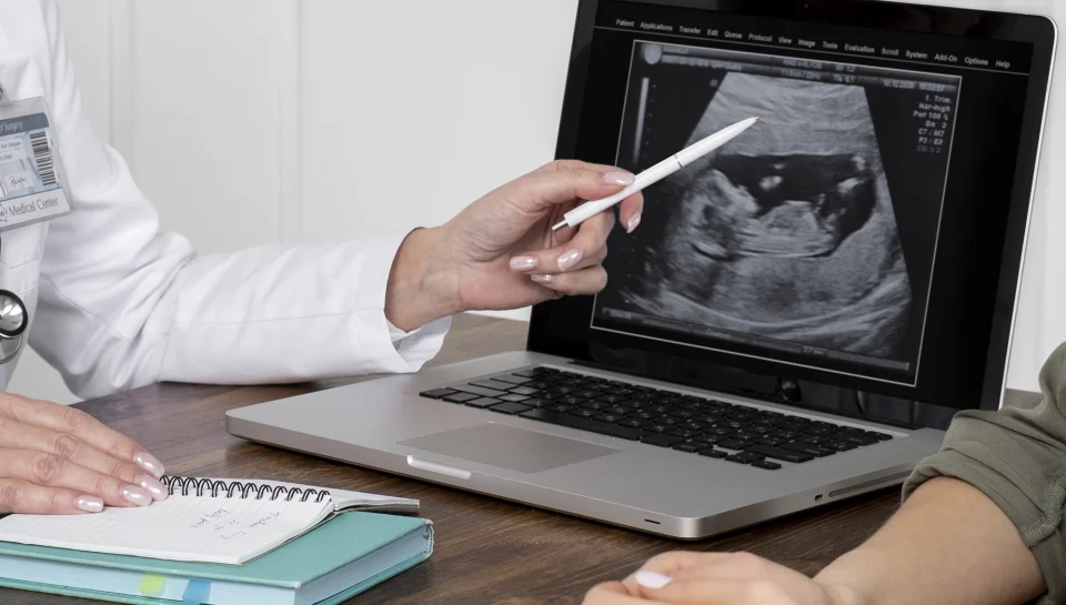 consulta Ginecología y Obstetricia